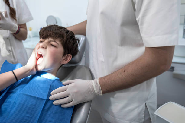 Best Emergency Dental Care for Broken or Chipped Teeth in Velda City, MO